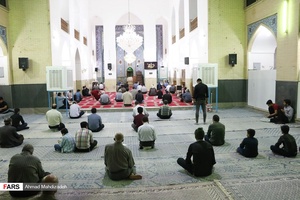 مراسم احیاء شب نوزدهم ماه رمضان در اردکان
