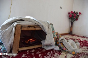 عدم وجود گاز در روستای «زرده» و استفاده از بخاری برقی در شرایط سخت