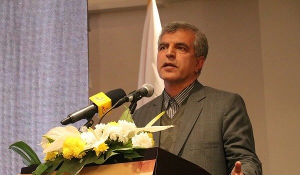 مکرمی فر