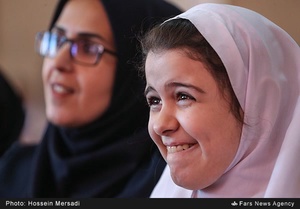 جشن هفته معلولان در مدرسه ناشنوایان نیمروز