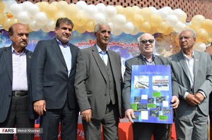 مهر نیک اندیشان مدرسه ساز با ماه مهر آمیخته شد