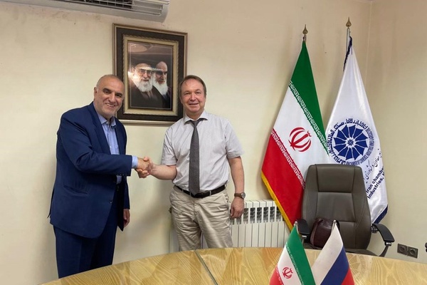 یسب