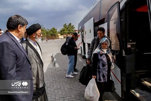دیدار نوروزی امام جمعه تبریز با کارکنان دستگاه های خدمت رسان در تعطیلات نوروزی