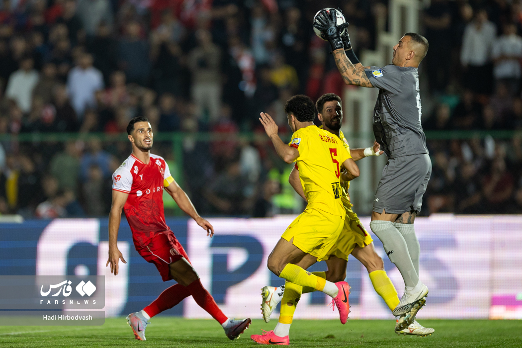 هفته دهم لیگ برتر فوتبال| پرسپولیس ۰ - فولاد خوزستان ۱