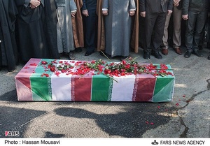 مراسم تشییع شهید گمنام در دانشگاه  علوم پزشکی ارتش