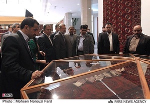 حضور علی لاریجانی رئیس مجلس شورای اسلامی در موزه فرش ترکمنستان