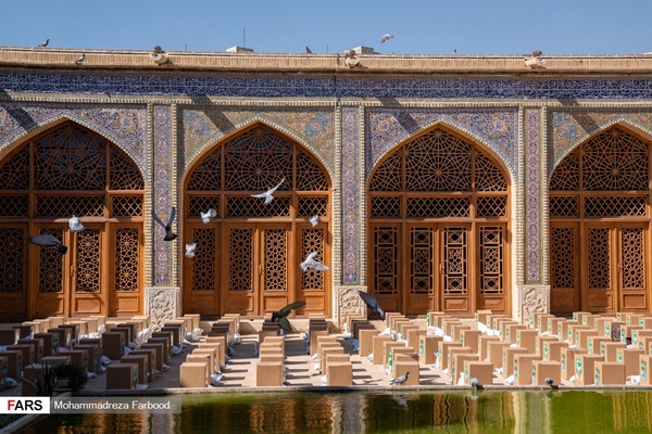 توزیع بسته ی معیشتی در مسجد نصیرالملک شیراز