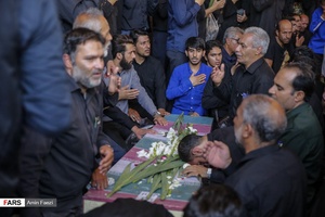 تشییع لاله‌ها در بهشت حرم