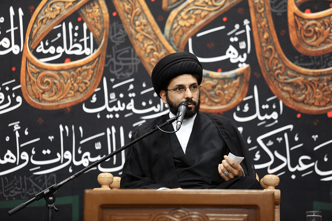 گزارش تصویری؛  زائران حرم بانوی کرامت در سوگ ام ابیها اشک ماتم ریختند