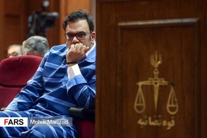 محمد امامی متهم ردیف اول به تحصیل مال از طریق نامشروع از مجرای دریافت غیرقانونی میلیاردها تومان تسهیلات از بانک سرمایه و صندوق ذخیره فرهنگیان