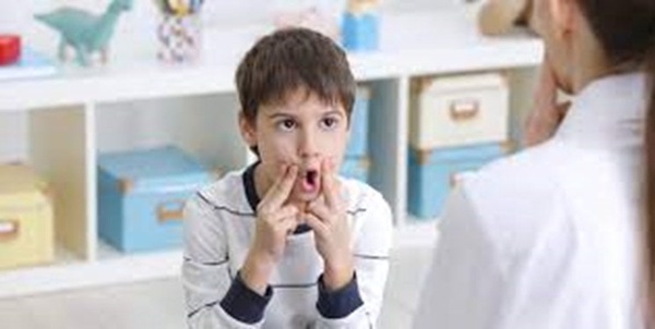 گفتار درمانی