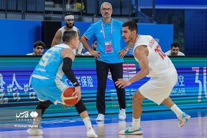 هاکان دمیر سرمربی تیم ملی بسکتبال ایران