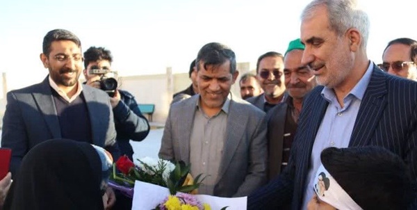 وزیر آموزش و پرورش