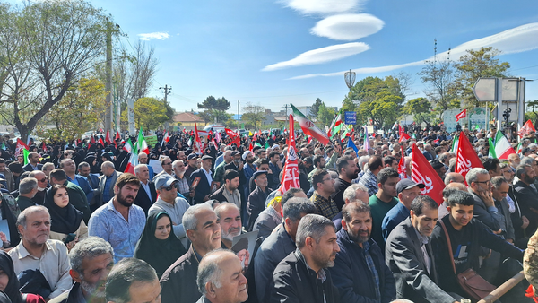 امام جمعه اردبیل: اقتدار امروز ما مدیون خون رهبر شهید است