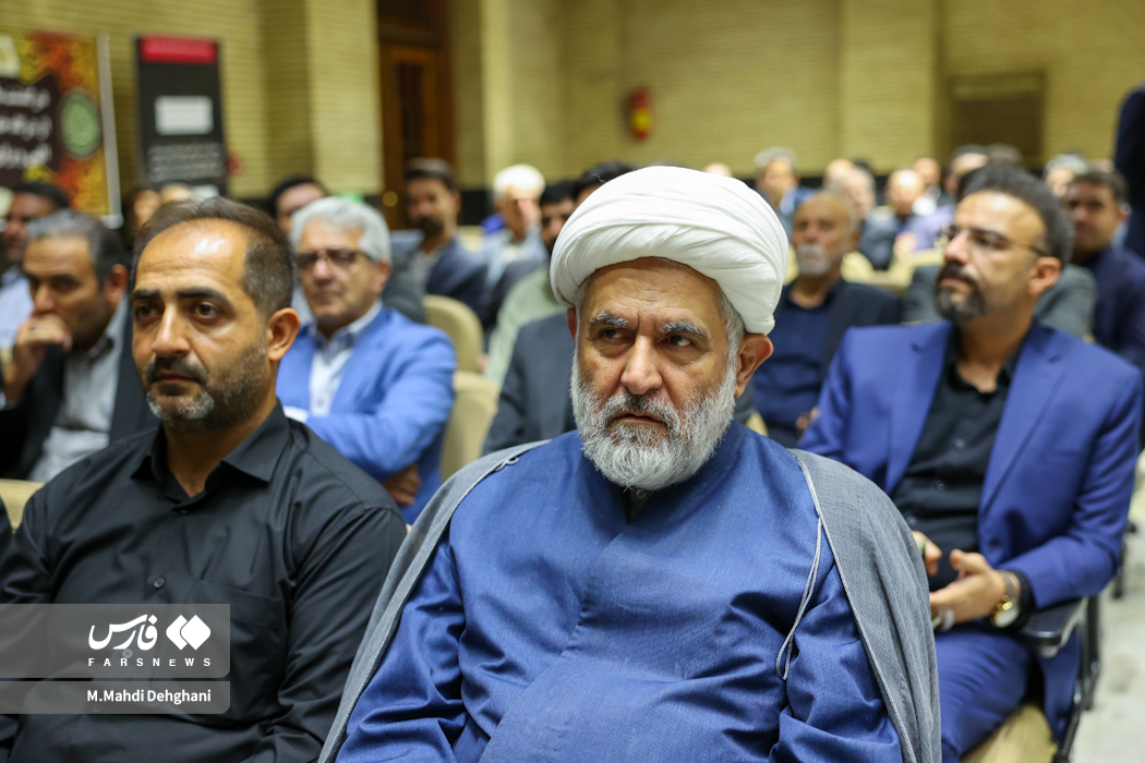 مراسم ترحیم مادر رئیس سازمان برنامه و بودجه