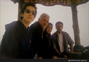 زنده یاد مرتضی پاشایی در جمع خانواده