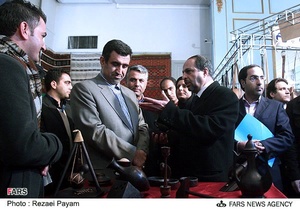 بازدید سید حسن موسوی رئیس سازمان میراث فرهنگی از نمایشگاه صنایع دستی الجزایر