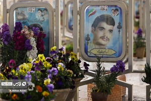 گل آرایی مزار شهدا بمناسبت سال نو و عید نوروز