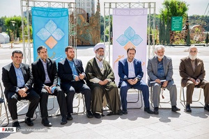 نشست خبری لیست خدمت  در پل طبیعت