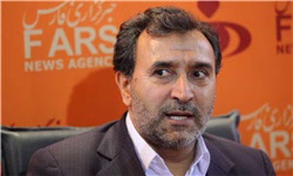 دهقان در غرفه خبرگزاری فارس